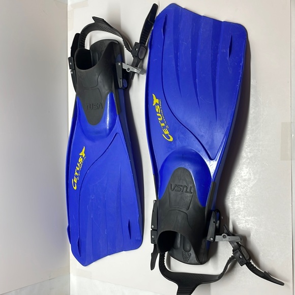 Tusa Scuba Fins open heel Cetusy Symmetric size small - Picture 1 of 8